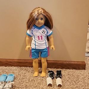 18" American Girl doll w/ accessories